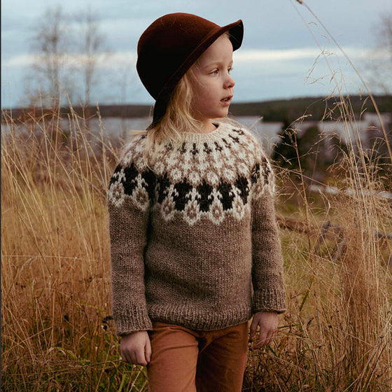 Lakeside Stitches: Gentle Knits from the North