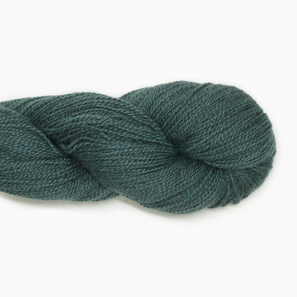 Alpaca Yarn Green 2/16